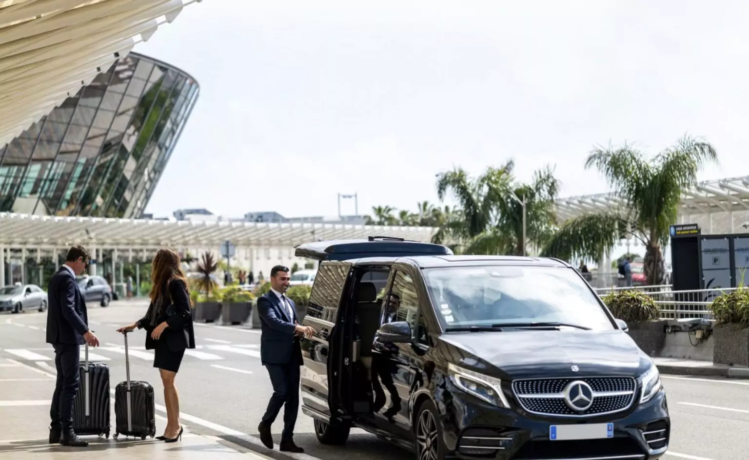 private-airport-transfers1-1536x944-6835e6ed6768c